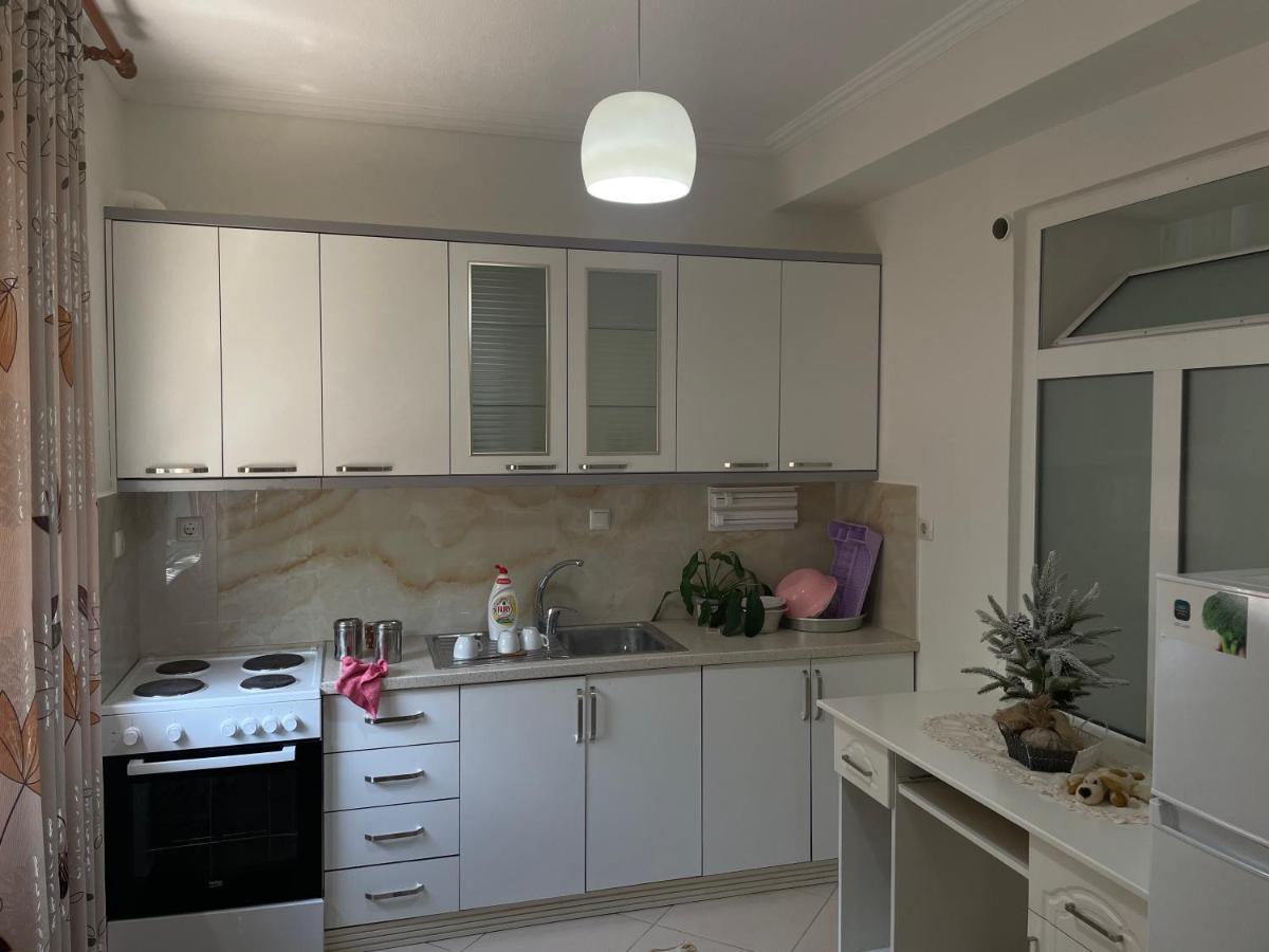 Guest House Taverna Laberia 3 Gjirokastër 外观 照片